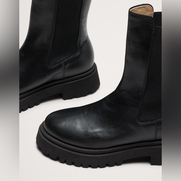 Banana Republic Black Ankle Boots - Picture 4 of 16